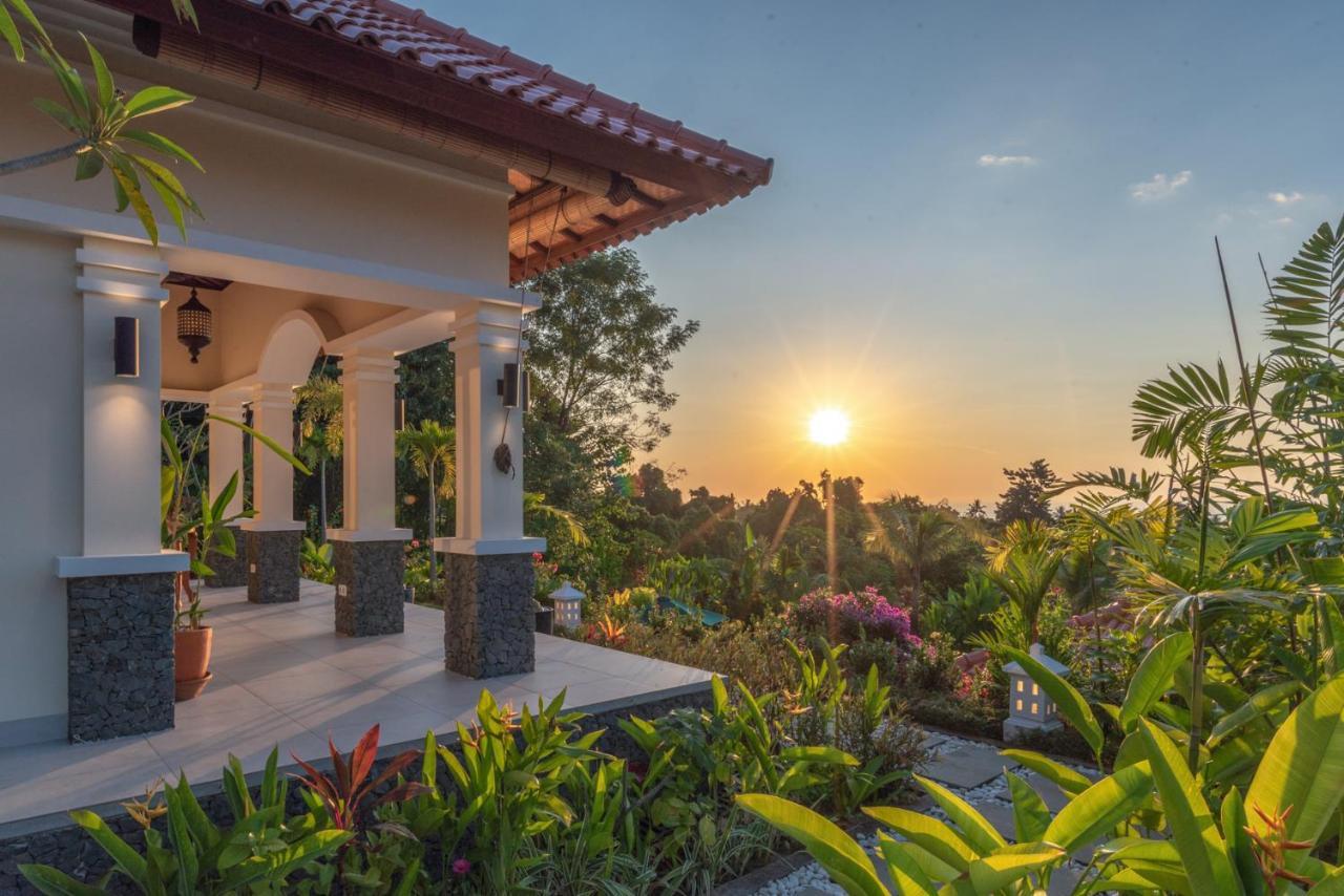 Villa Mata Hari Panji エクステリア 写真