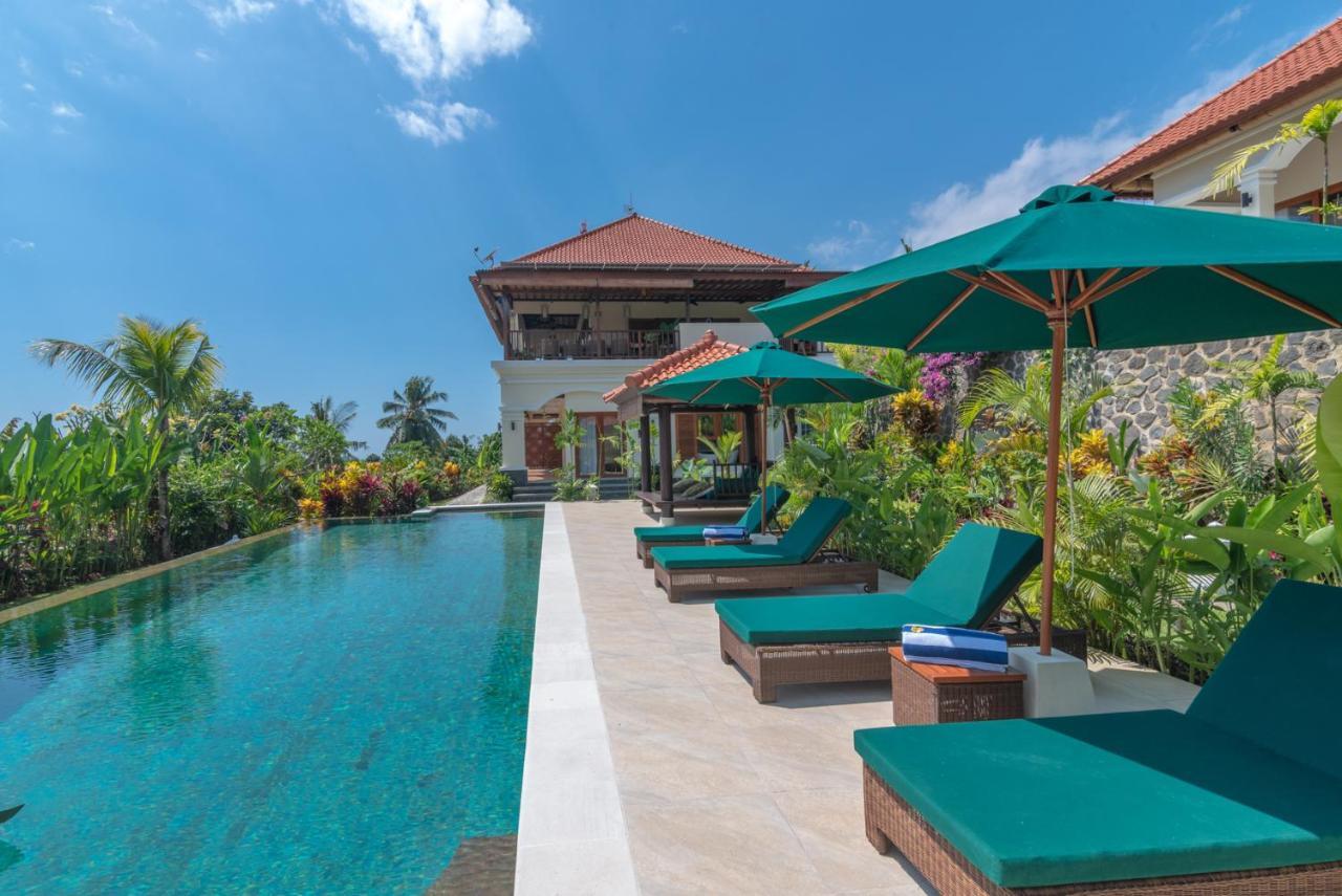Villa Mata Hari Panji エクステリア 写真