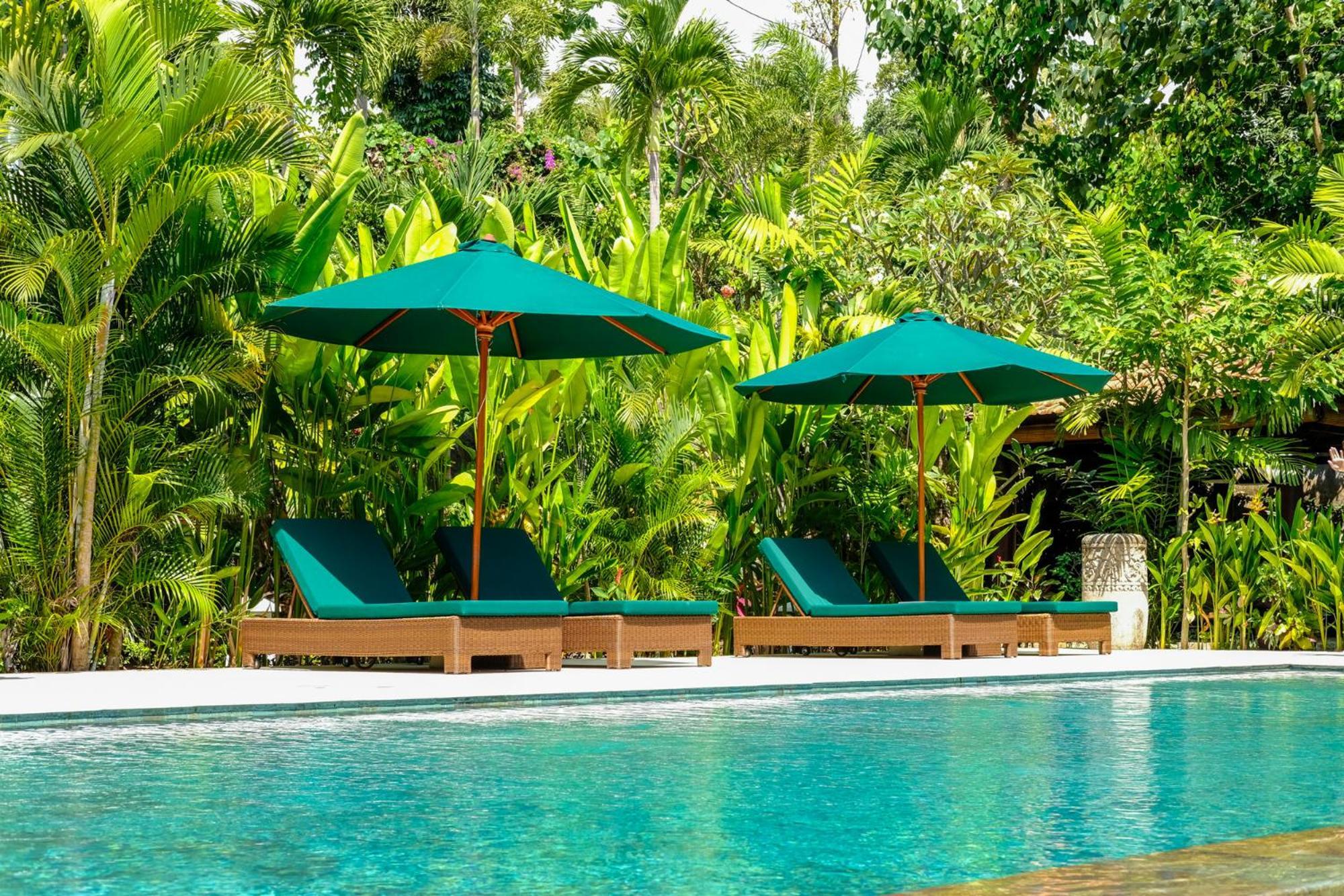Villa Mata Hari Panji エクステリア 写真