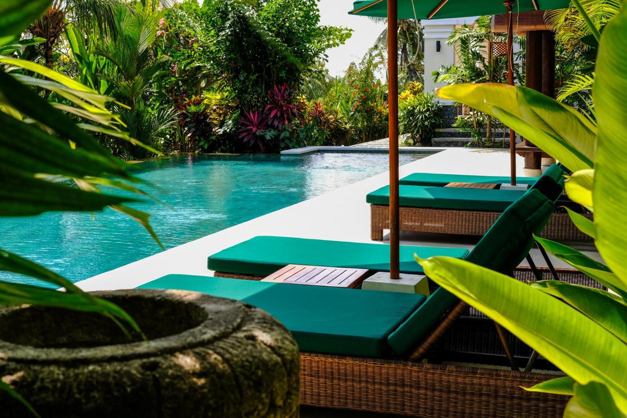 Villa Mata Hari Panji エクステリア 写真