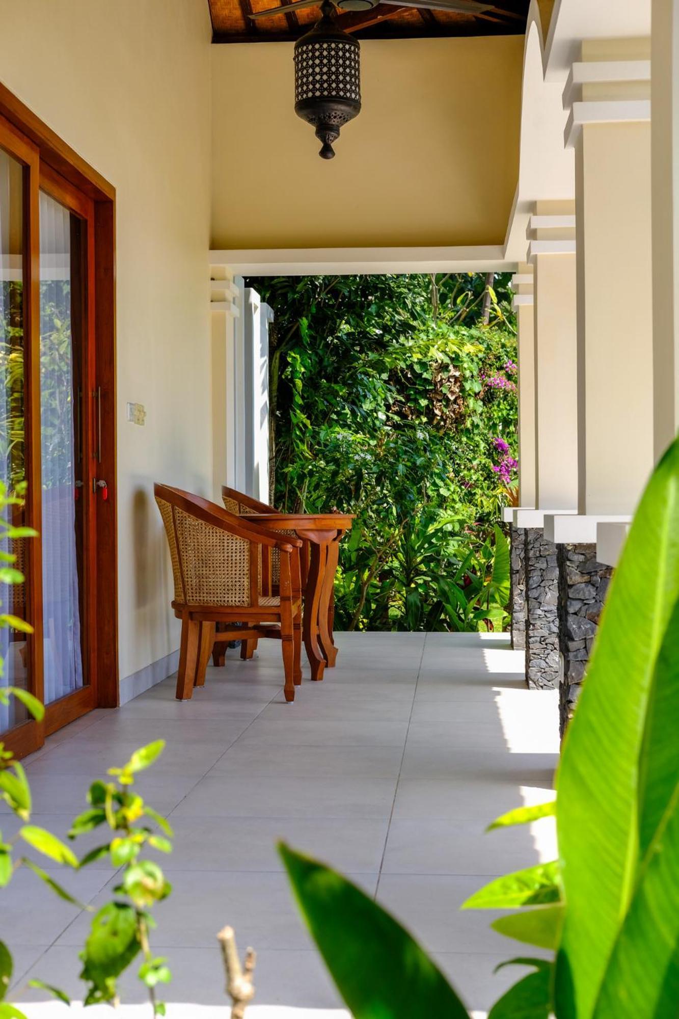 Villa Mata Hari Panji エクステリア 写真