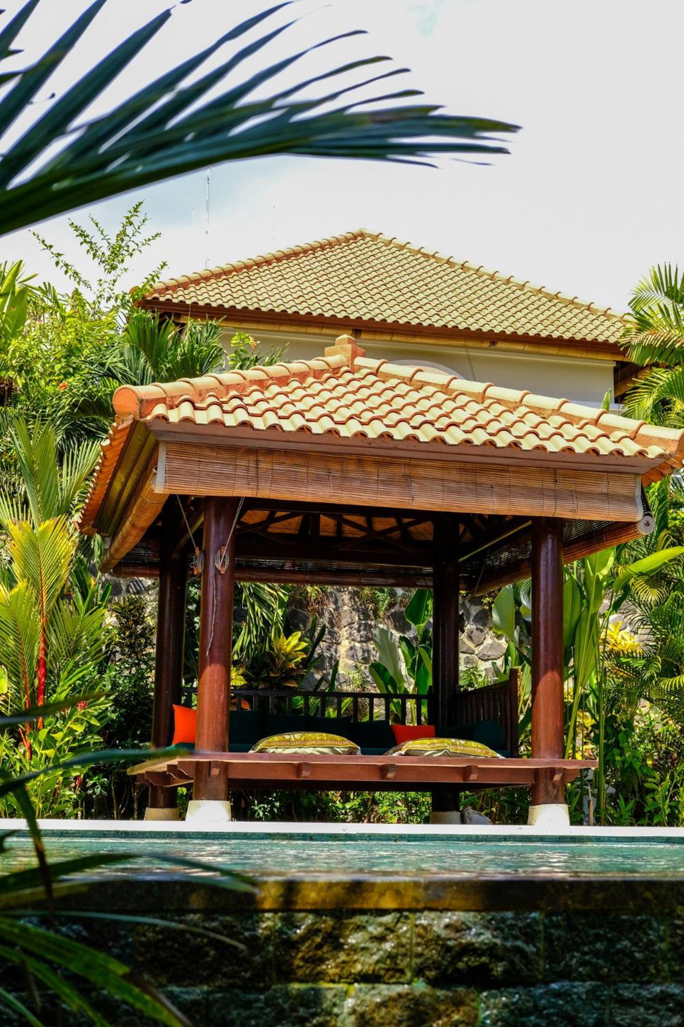 Villa Mata Hari Panji エクステリア 写真