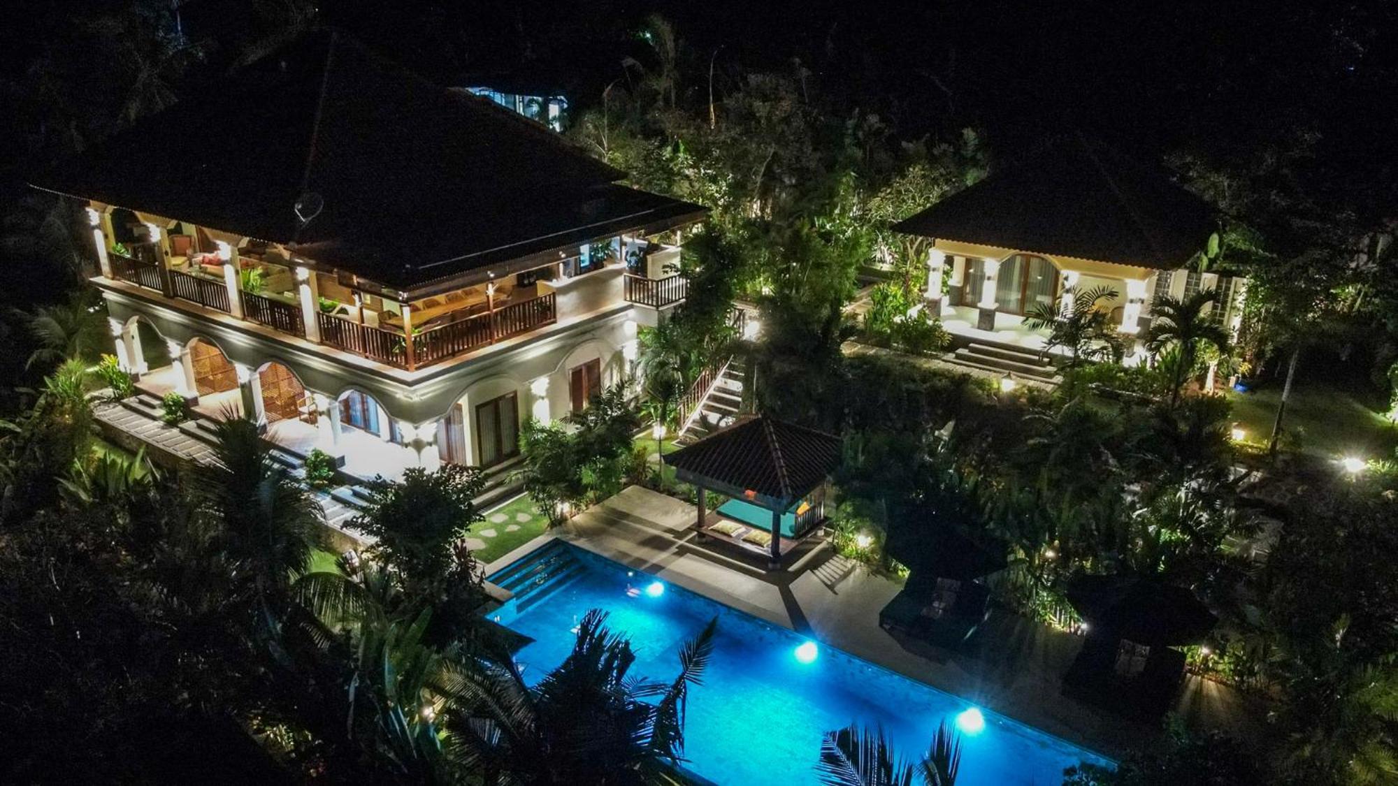 Villa Mata Hari Panji エクステリア 写真
